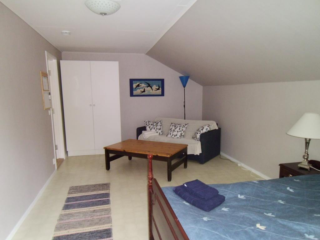 Albergue Mellangarden Vasterbykil Habitación foto